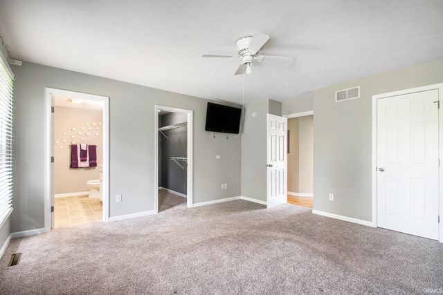 51175 Kendallwood Drive, Granger, IN 46530