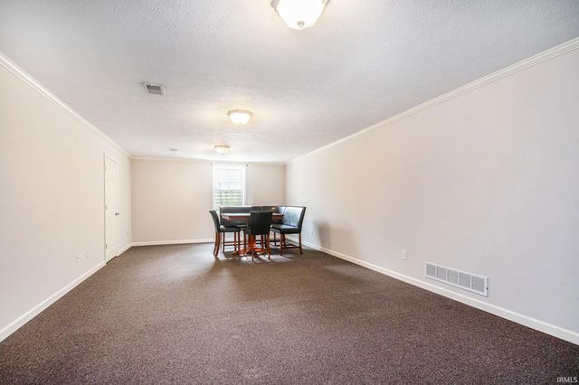 51175 Kendallwood Drive, Granger, IN 46530