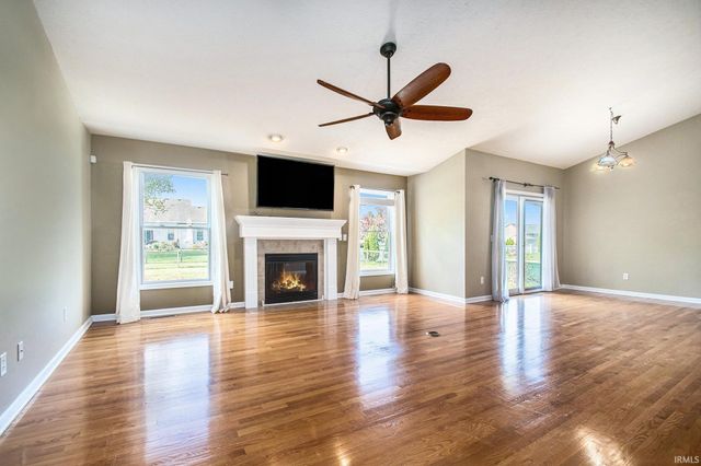 51175 Kendallwood Drive, Granger, IN 46530