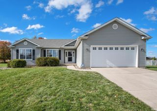 51175 Kendallwood Drive, Granger, IN 46530