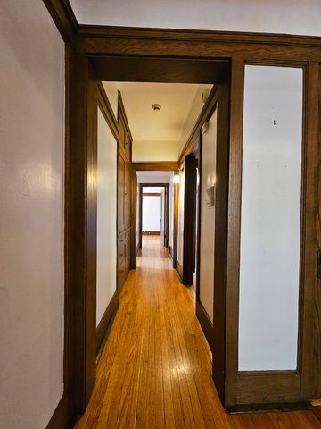 5656 S Dorchester Avenue 1, Chicago, IL 60637