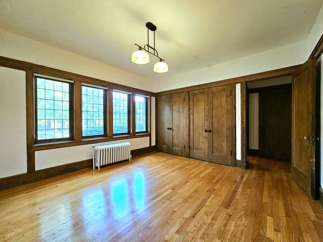 5656 S Dorchester Avenue 1, Chicago, IL 60637
