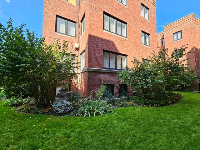 5656 S Dorchester Avenue 1, Chicago, IL 60637