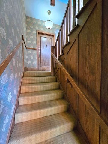 5656 S Dorchester Avenue 1, Chicago, IL 60637