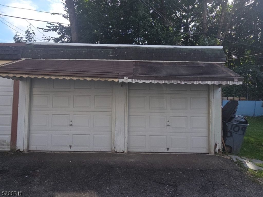 109 Burchard Ave, East Orange City, NJ 07017 — photo 2