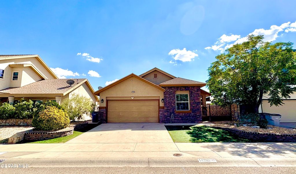 14260 SMOKEY POINT Drive, El Paso, TX 79938