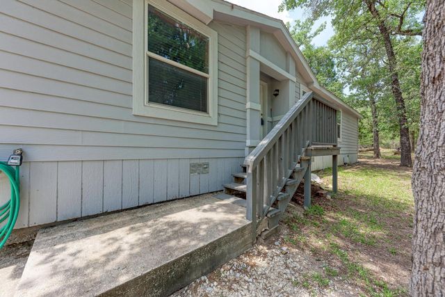 158 Morning Dove LN, Elgin, TX 78621