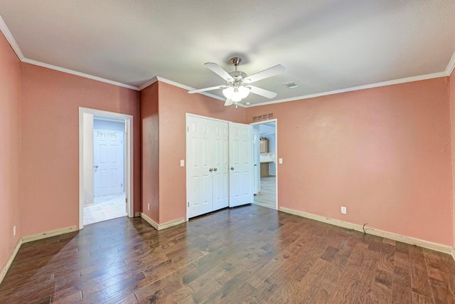 158 Morning Dove LN, Elgin, TX 78621