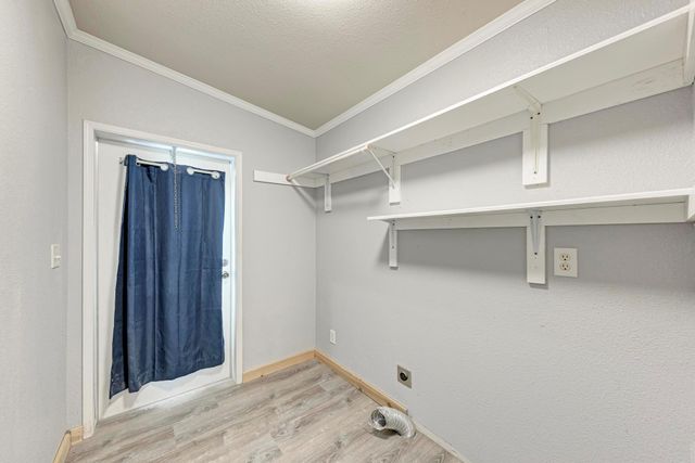 158 Morning Dove LN, Elgin, TX 78621