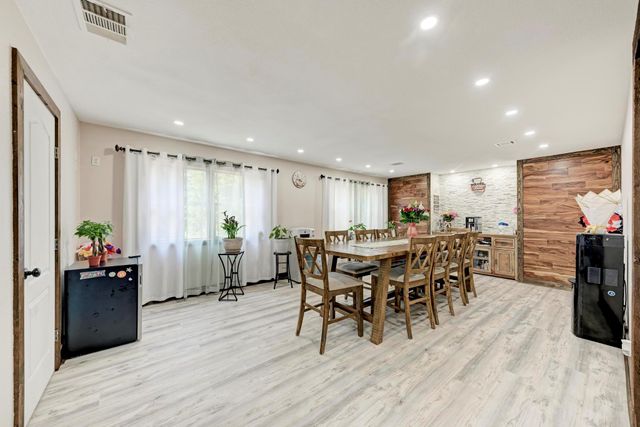 158 Morning Dove LN, Elgin, TX 78621