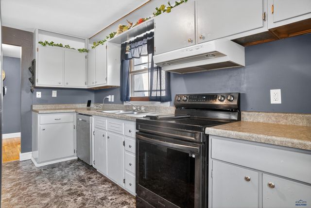 2316 WISCONSIN AVE, Rapid City, SD 57701