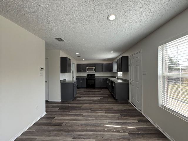 505 Brasenose Street, Fort Worth, TX 76036