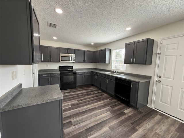 505 Brasenose Street, Fort Worth, TX 76036