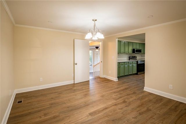 2710 Maple Rd, Rome, GA 30161