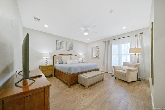 123 Tipton, San Antonio, TX 78204