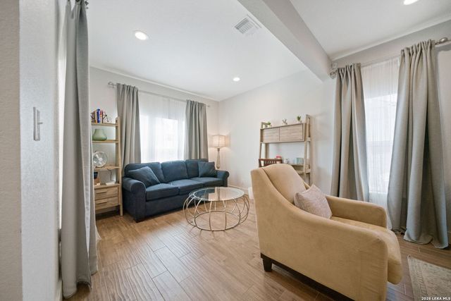 123 Tipton, San Antonio, TX 78204