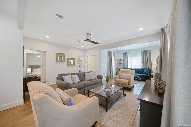 123 Tipton, San Antonio, TX 78204