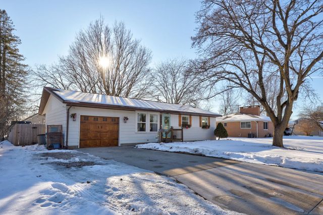 813 W Oak Street, Vassar, MI 48768