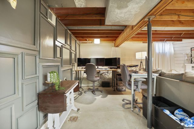 813 W Oak Street, Vassar, MI 48768