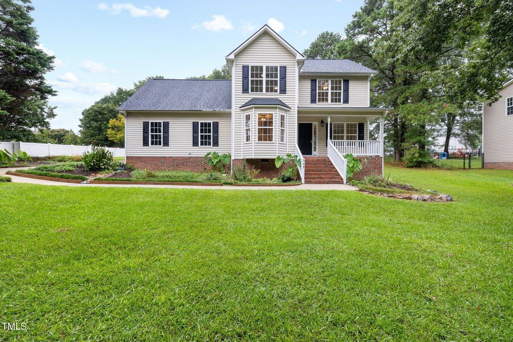 303 Norwood Drive, Clayton, NC 27527