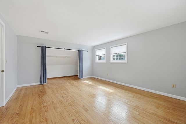 4 Clement Street, Sandwich, MA 02563