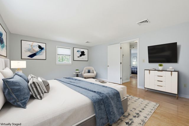 4 Clement Street, Sandwich, MA 02563