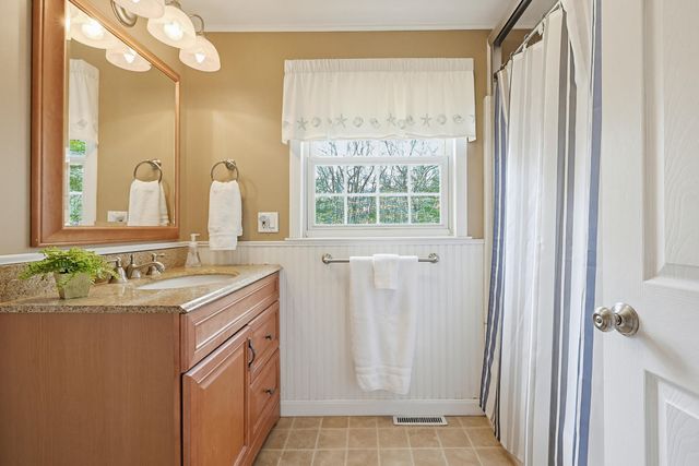 4 Clement Street, Sandwich, MA 02563