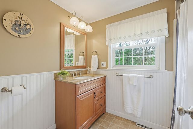 4 Clement Street, Sandwich, MA 02563