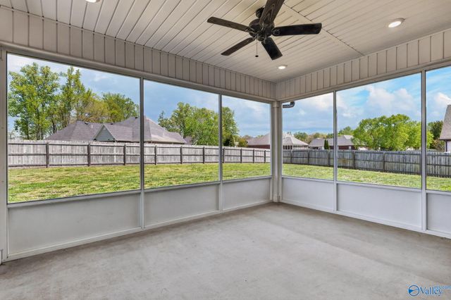 27 Hancock Road, Fayetteville, TN 37334