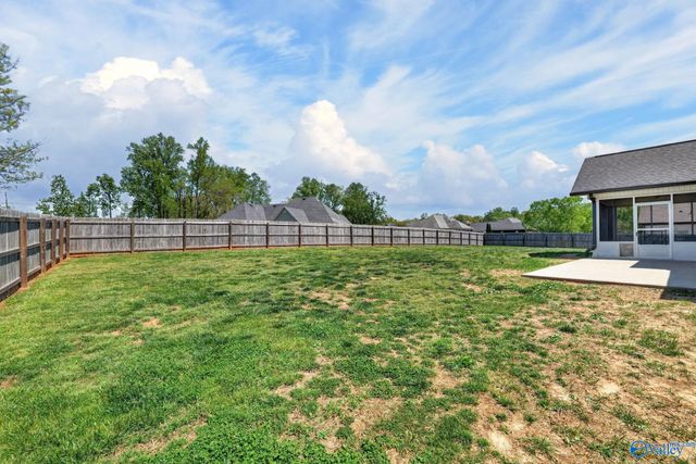 27 Hancock Road, Fayetteville, TN 37334
