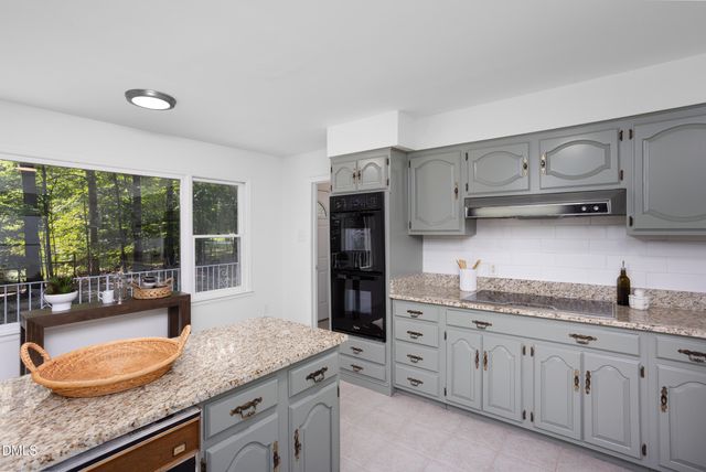 3034 Carriage Trail, Hillsborough, NC 27278