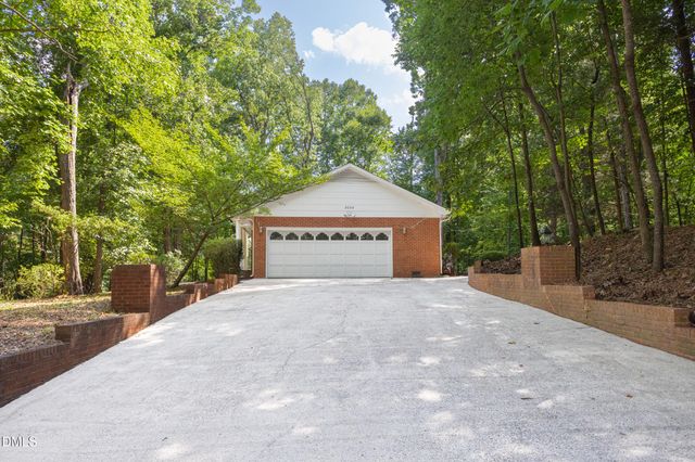 3034 Carriage Trail, Hillsborough, NC 27278