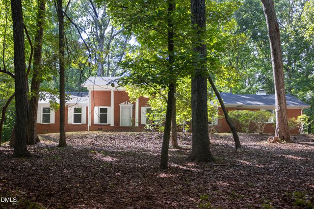 3034 Carriage Trail, Hillsborough, NC 27278