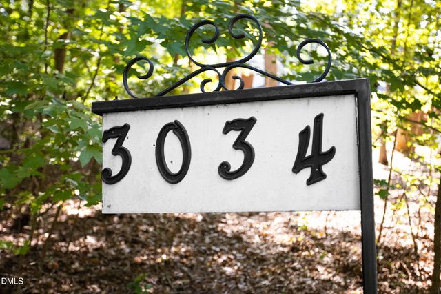 3034 Carriage Trail, Hillsborough, NC 27278