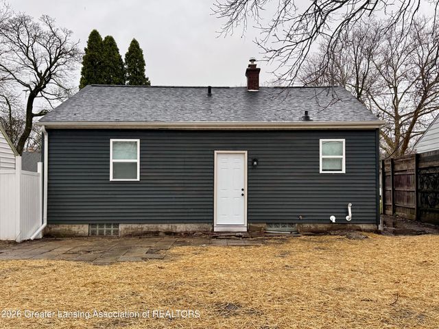 3529 Glenwood Avenue, Lansing, MI 48910