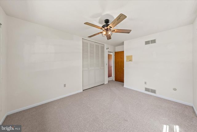 25 MEADOW GLEN DR, Dover, DE 19901