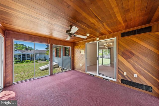 25 MEADOW GLEN DR, Dover, DE 19901