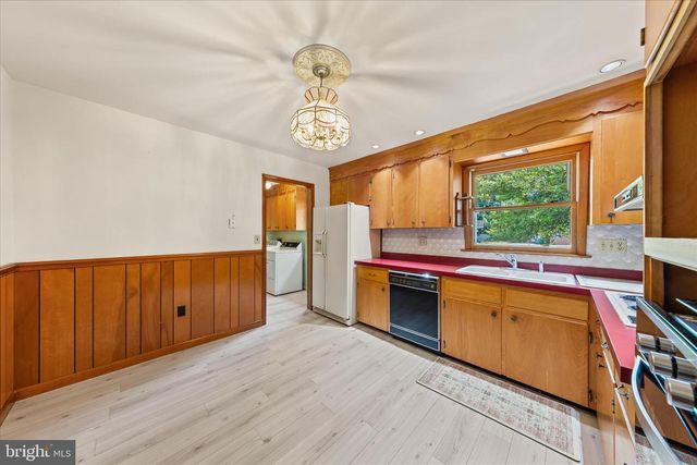 25 MEADOW GLEN DR, Dover, DE 19901