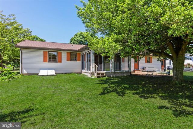 25 MEADOW GLEN DR, Dover, DE 19901