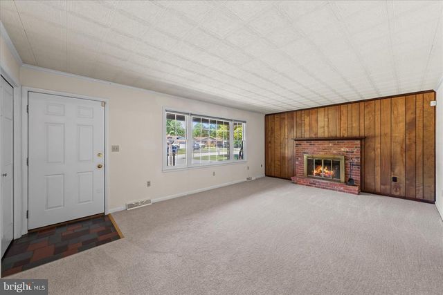 25 MEADOW GLEN DR, Dover, DE 19901