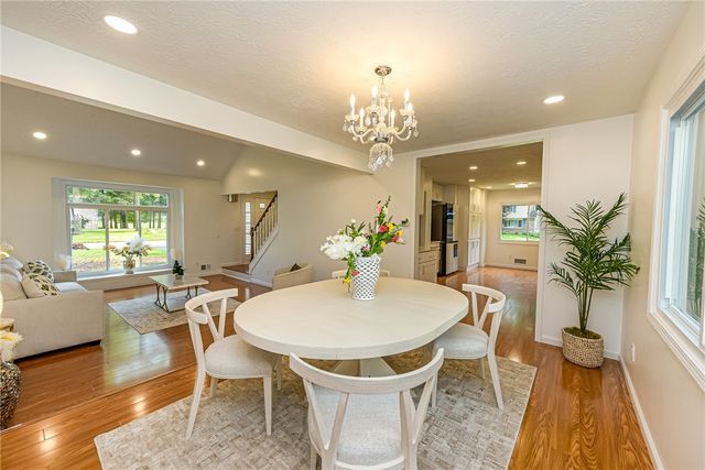1 Todd Lane, Penfield, NY 14526