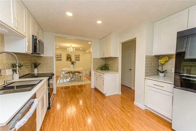 1 Todd Lane, Penfield, NY 14526