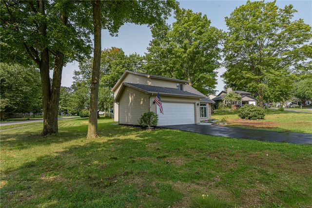 1 Todd Lane, Penfield, NY 14526