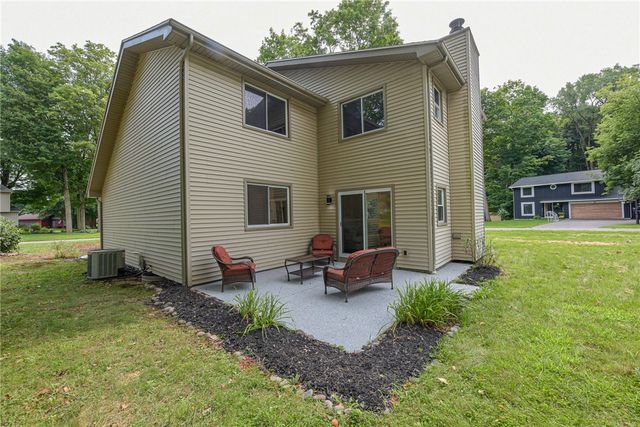 1 Todd Lane, Penfield, NY 14526