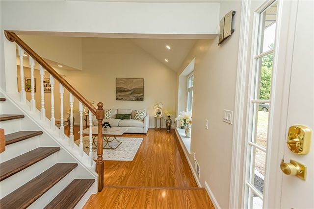 1 Todd Lane, Penfield, NY 14526