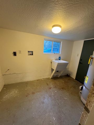 4240 Parrotts Ferry Rd, Vallecito, CA 95251