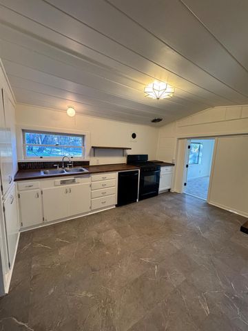 4240 Parrotts Ferry Rd, Vallecito, CA 95251
