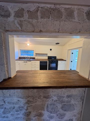 4240 Parrotts Ferry Rd, Vallecito, CA 95251