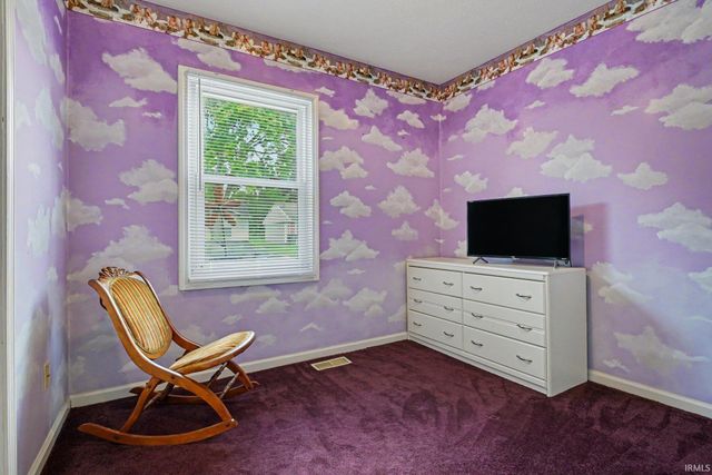 1348 Viking Drive, South Bend, IN 46628