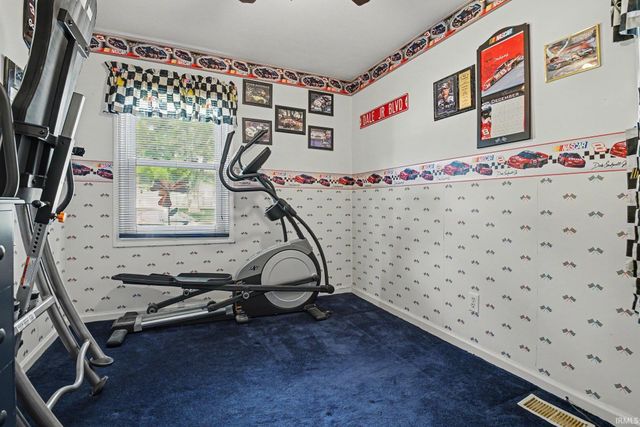 1348 Viking Drive, South Bend, IN 46628